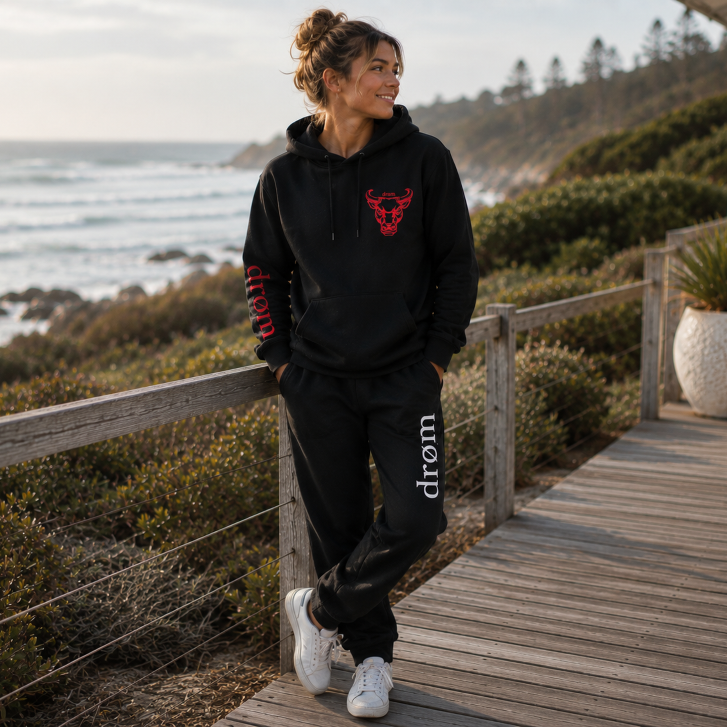 Womens Tracksuit drøm Red Bull Top with Black Pants